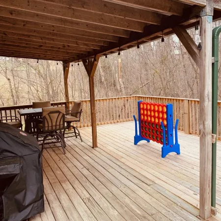 3 bedroom 1 full bath cabin 10 minutes from Cave Run Lake