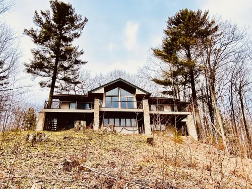 Private, Cozy & Spacious Cabin W/ Lake Superior & Madeline Island Views & Sauna
