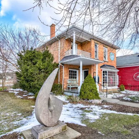 Bayfront King, Harbor View & Porch,  Location, Location!