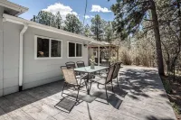 Soaring Pines! 5 acres! Newly Remodeled Private Family Rancher, Scenic Forest