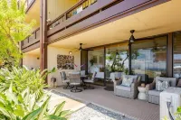 Honua Studio Hotels near Tuesdays