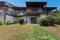 Spring Special Cozy Condo Walk to Beach West PCB