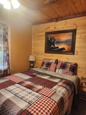 Bobbers Cabin on Perch Lake