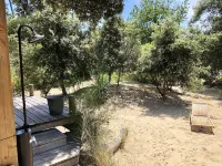 WOODEN HOUSE IN THE BORDER OF THE OCEAN Hotels in Soulac-sur-Mer