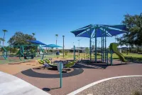 Tempe Getaway w/Pool & Near ASU!