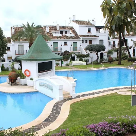 charming, quiet , white house in the center of Marbella