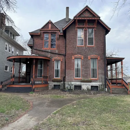 UNBELIEVABLY BEAUTIFUL TOWNHOME 2 MIN DOWNTOWN5 MIN,OHIO STATE U SO ROMANTIC ❤️