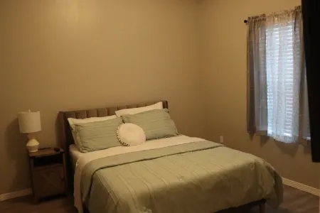 Spacious Getaway near UTRGV w/King Bed near UTRGV!