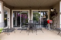 Rosie's Retreat: Cozy 3 BR, 3 Bath Condo in Wintergreen Resort, 1 mile to slopes