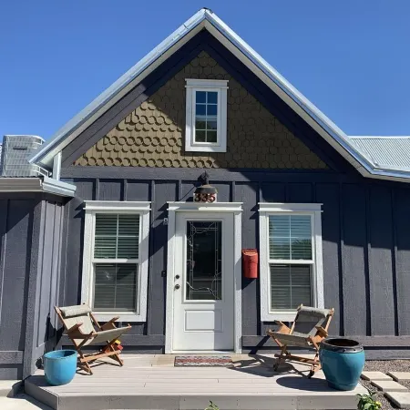 Downtown Fruita! Modern 3-BR home with master suite & locked bike storage