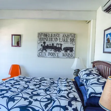 No hidden cleaning charges.  Huge 3bd/3ba apartment with tons of waterviews.