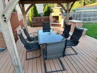 PROMO 10% WEEKLY AND 15% MONTHLY! Jacuzzi, King Beds, Easy Access to DT Chicago!