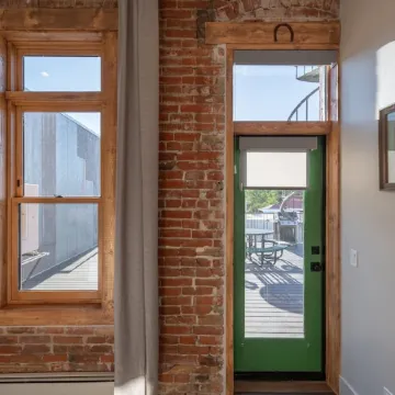 Historic Main Street Loft- 2nd Floor