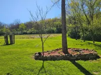 Peaceful, Quiet and Country with 2 bedrooms and WiFi, AC in marvelous Morrow Hotels in Harlan Township