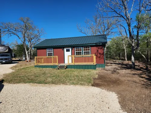 Possum Run Cabin Comfortably Sleeps 6 People