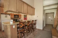 Huge 1,600 Sq Ft Condo -- One of the Largest in Copper!