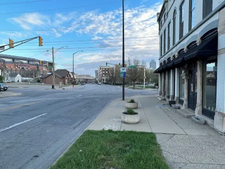 Stadium Stay #3, Walk to Lucas oil Stadium and convention center, free parking.