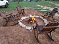 Romantic Stay in  Beautiful New RV on 30 Acres