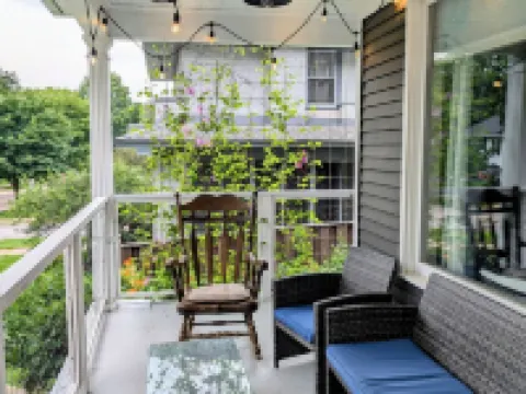 Historic Home w/ 2 King Beds & Fast Wifi Near Dwntn & Granite Peak Skiing/Hiking Hotels in Wausau