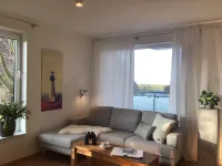 Exclusive beachfront apartment - 4 people - balcony overlooking the lake - parking