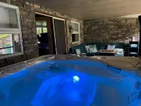 The Hideaway - 19 Private Acres to Explore