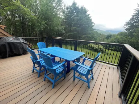 Timber frame home only 5 minutes from Windham Mountain - perfect for 2 families!