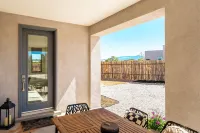 Centrally located, A/C, pet friendly, large yard, mountain views