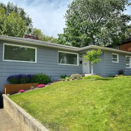 Spacious 5-bedroom house in Yakima.