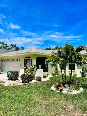 VENICE🌴Heated Pool House💦 7 min to the Beach🌊 Shops&Dining nearby