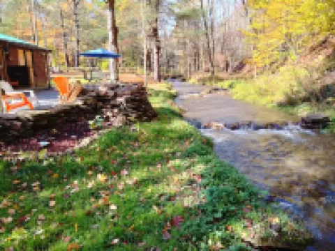 Come and enjoy some peace and quiet at the Pumpkin hollow Inn