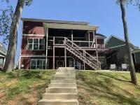 “License To Chill Lake Cottage at Tims Ford Lake  Golf cart/Fire pit/Marina