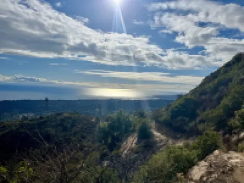 Enjoy the serenity and charm of this hidden gem! Hotels in Montecito