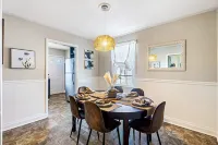 Riverwalk | Downtown | Open Kitchen