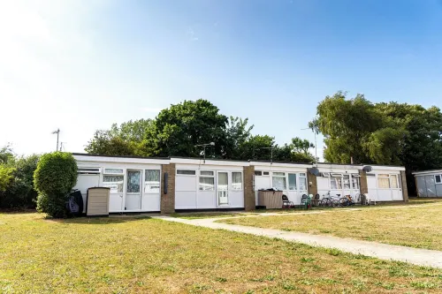 Delightful 2 bedroom holiday chalet, Hemsby, Norfolk Hotels in Hemsby