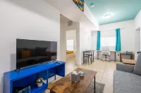 Cute little home with free parking - La Haciendita Hotels in West Little River