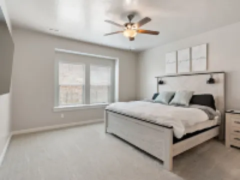 Comfy “Idahome” just minutes from downtown Eagle. A perfect 3BR family gem! Hotels in Eagle