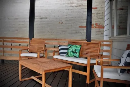 Main Street Lofts - Deluxe suite with balcony Отели в г. Каудерспорт