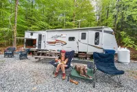 Roscoe RV Pet Friendly