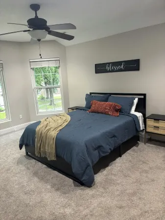 Charming Historic Home with Modern Comforts ~Near Drake and Downtown!! Отели рядом с достопримечательностью «Iowa Events Center»