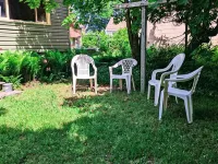 Charming 2 bedroom apartment in Calumet's Historic district! Hotels in Calumet