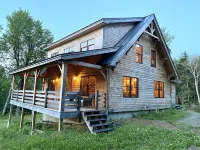Mount Snow Post and Beam House Hotels near Hogback Mountain Country Store