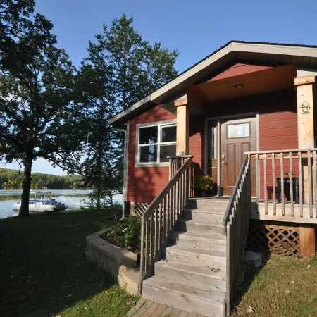 Cuyuna Lake cabin retreat. Fish, hike, bike trails, star gazing, mins to town.
