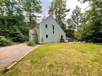 Waterville Estates! Private and peaceful yard, Sleeps 8, 3Br/2Ba, Fire Pit, Deck