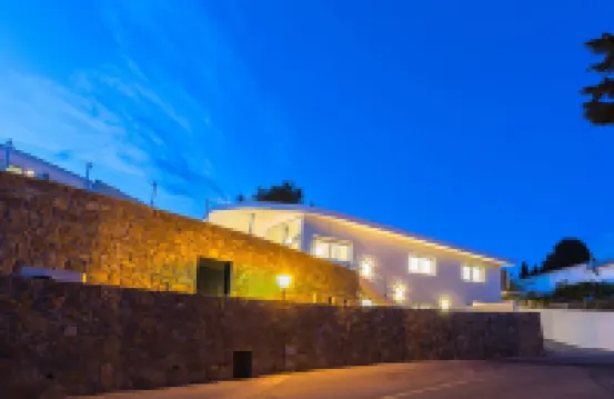 Villa Plata - Brand new luxury villa with heated pool and amazing views