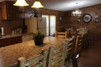 River Rock Cottage Is Located On The Shore Of Lake Superior On Chequamegon Bay.