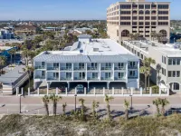 Best Western Oceanfront Hotels near Engine 15 Brewing Co.