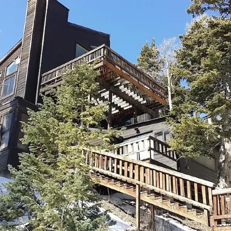 Unique Executive Multi Level Residence Unparalleled Views WiFi Sat Hot Tub