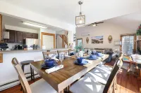 All 5-Star Reviews! Walk to the Mtn! Camelback Mtn Trailside Retreat!