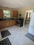 Charming 2-bedroom home in delightful downtown Indian River