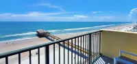 Beautiful Oceanside Condo with Beach Access and NEW Pool/Hot tub